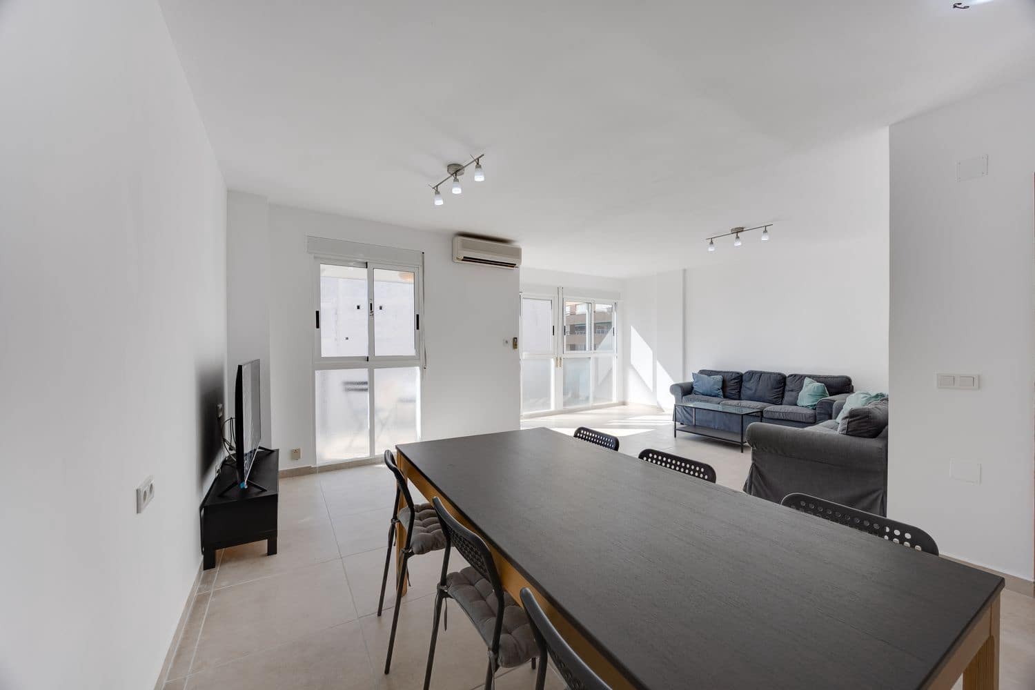 Apartamento de 3 habitaciones en Torrevieja en venta con garaje - 260.000 € (Ref: 10074722)