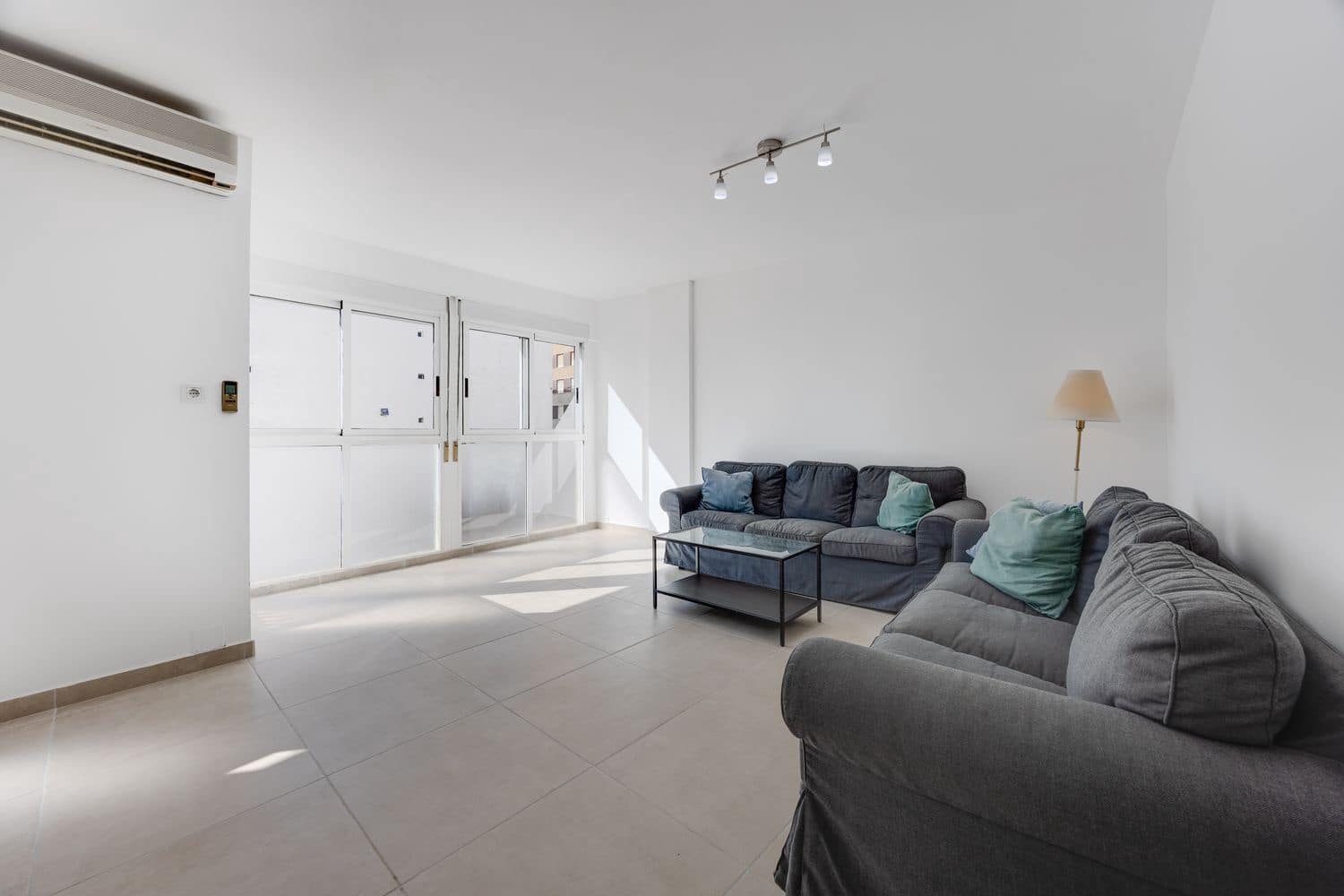 Apartamento de 3 habitaciones en Torrevieja en venta con garaje - 260.000 € (Ref: 10074722)