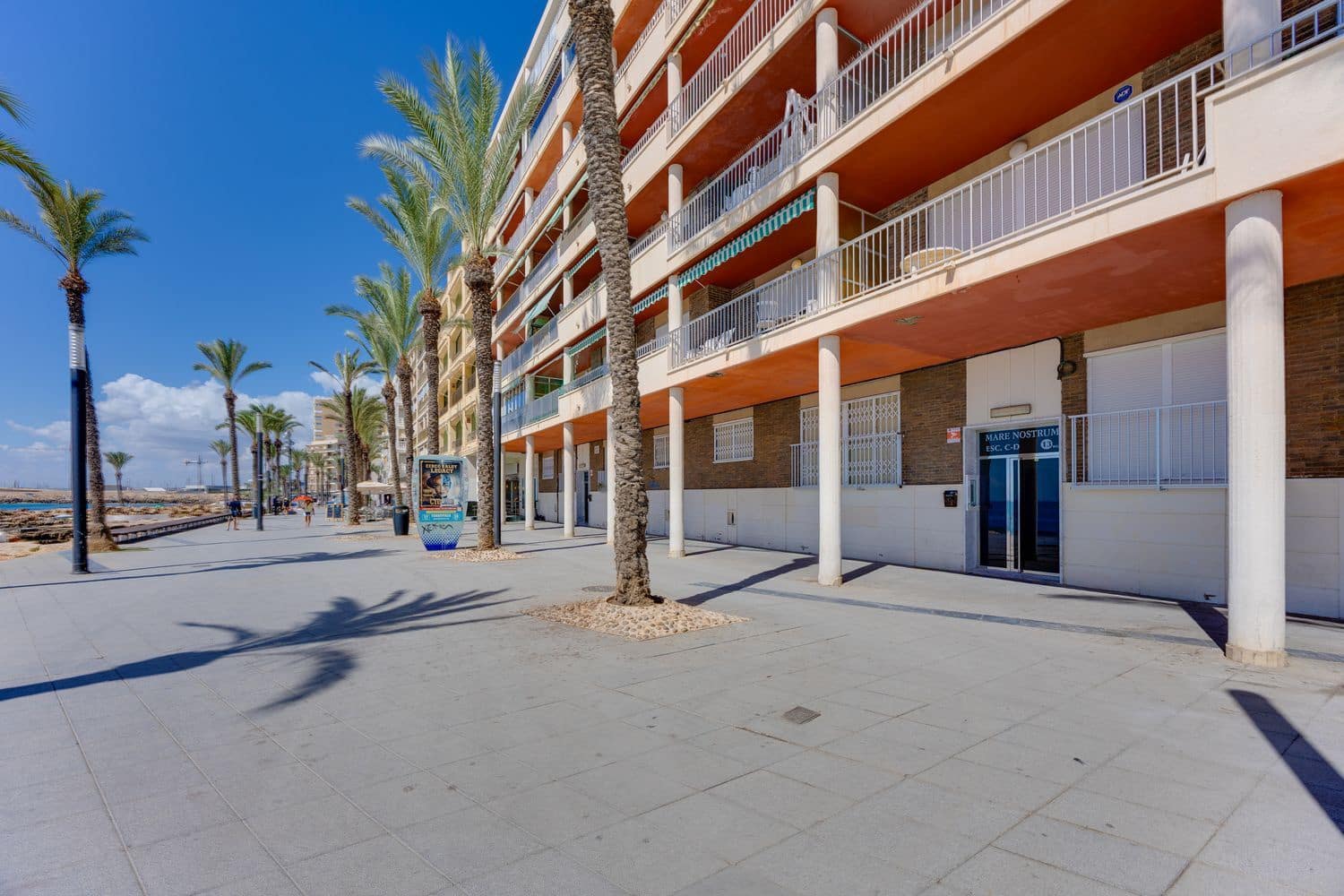 3 sovrum Lägenhet till salu i Torrevieja med garage - 625 000 € (Ref: 10077379)