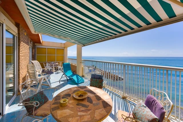 3 sovrum Lägenhet till salu i Las Piscinas Naturales, Torrevieja med garage - 625 000 € (Ref: 10077379)