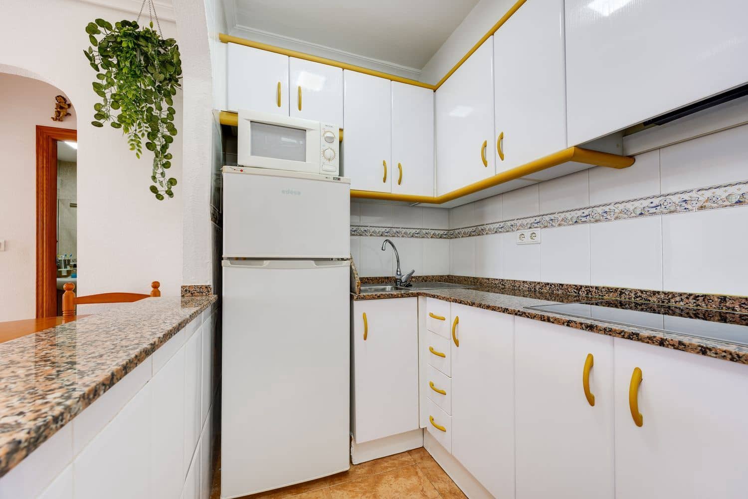 2 soverom Leilighet til salgs i Torrevieja med svømmebasseng garasje - € 124 900 (Ref: 10099482)