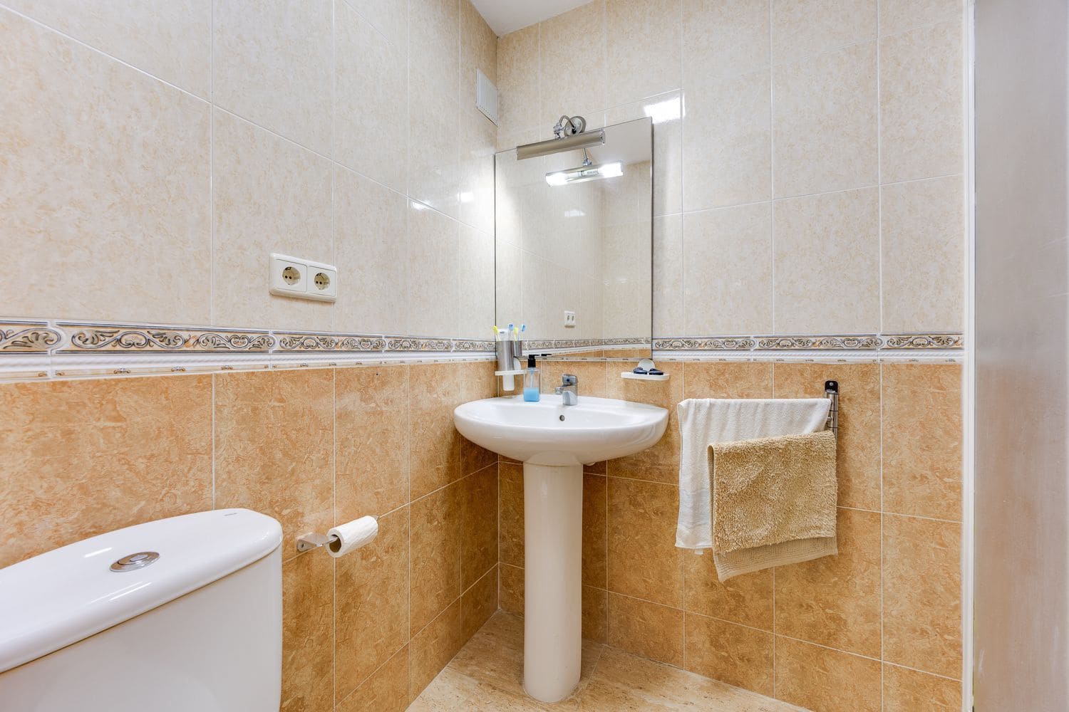 2 soverom Leilighet til salgs i Torrevieja med svømmebasseng garasje - € 124 900 (Ref: 10099482)