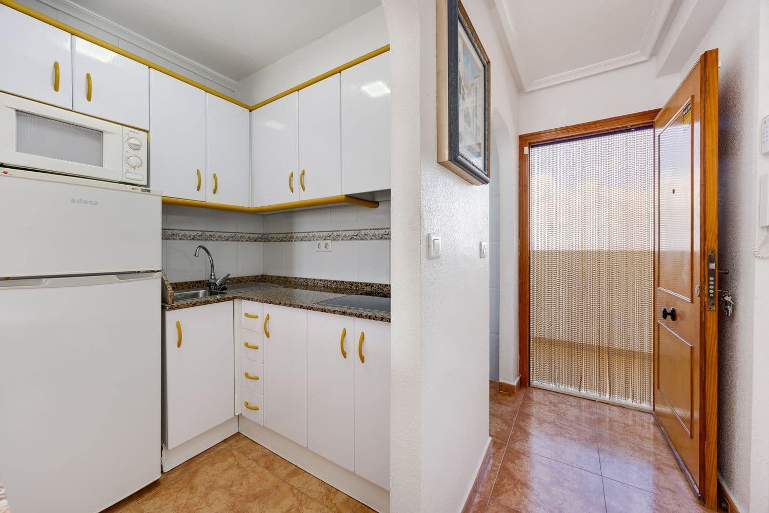 2 soverom Leilighet til salgs i Torrevieja med svømmebasseng garasje - € 124 900 (Ref: 10099482)