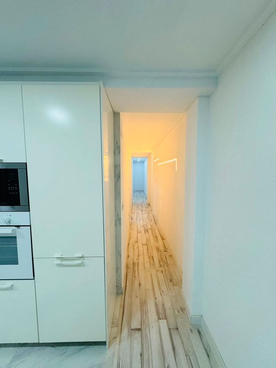 2 Zimmer Apartment zu verkaufen in Torrevieja mit Garage - 185.000 € (Ref: 10099484)