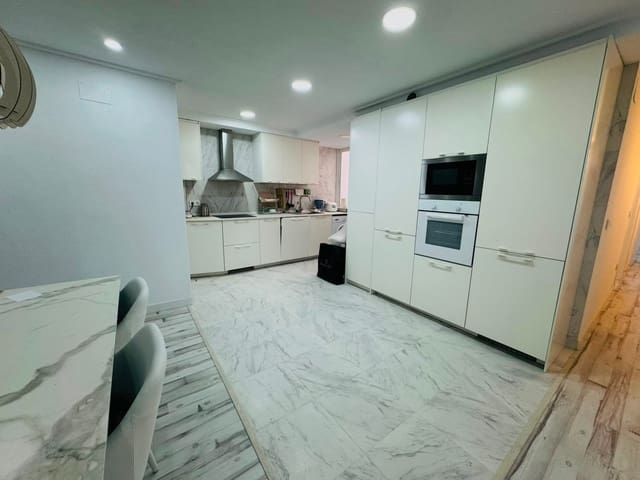 2 Zimmer Apartment zu verkaufen in Playa del Cura, Torrevieja mit Garage - 185.000 € (Ref: 10099484)