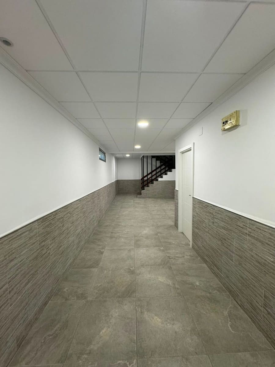 2 Zimmer Apartment zu verkaufen in Torrevieja mit Garage - 185.000 € (Ref: 10099484)