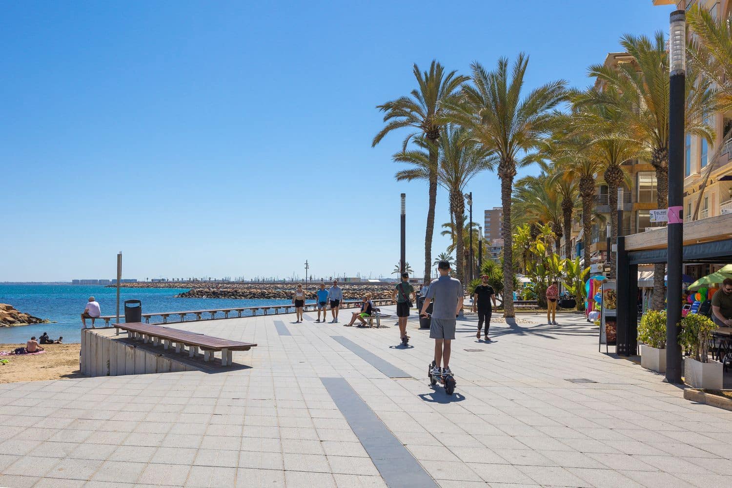 2 Zimmer Apartment zu verkaufen in Torrevieja mit Garage - 185.000 € (Ref: 10099484)