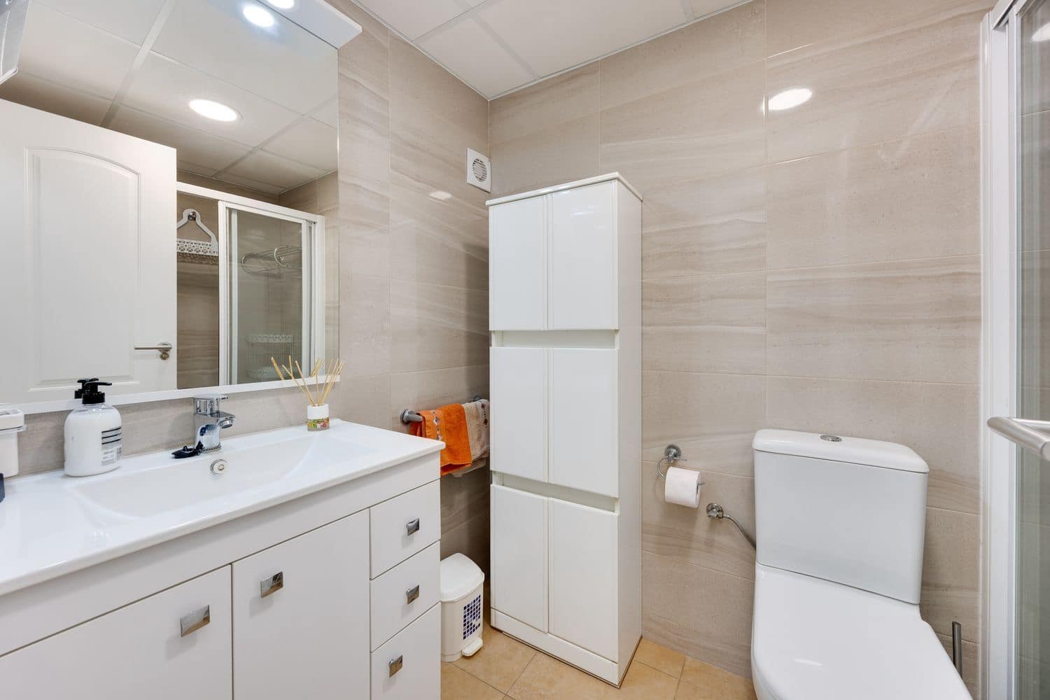 2 chambre Maison de Ville à vendre à Torrevieja avec piscine garage - 149 000 € (Ref: 10101179)