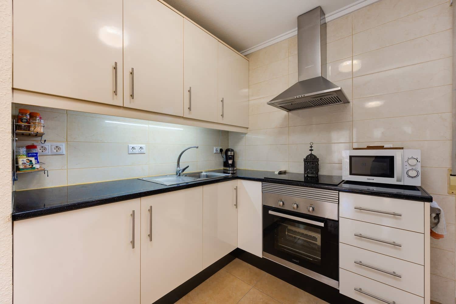 2 chambre Maison de Ville à vendre à Torrevieja avec piscine garage - 149 000 € (Ref: 10101179)