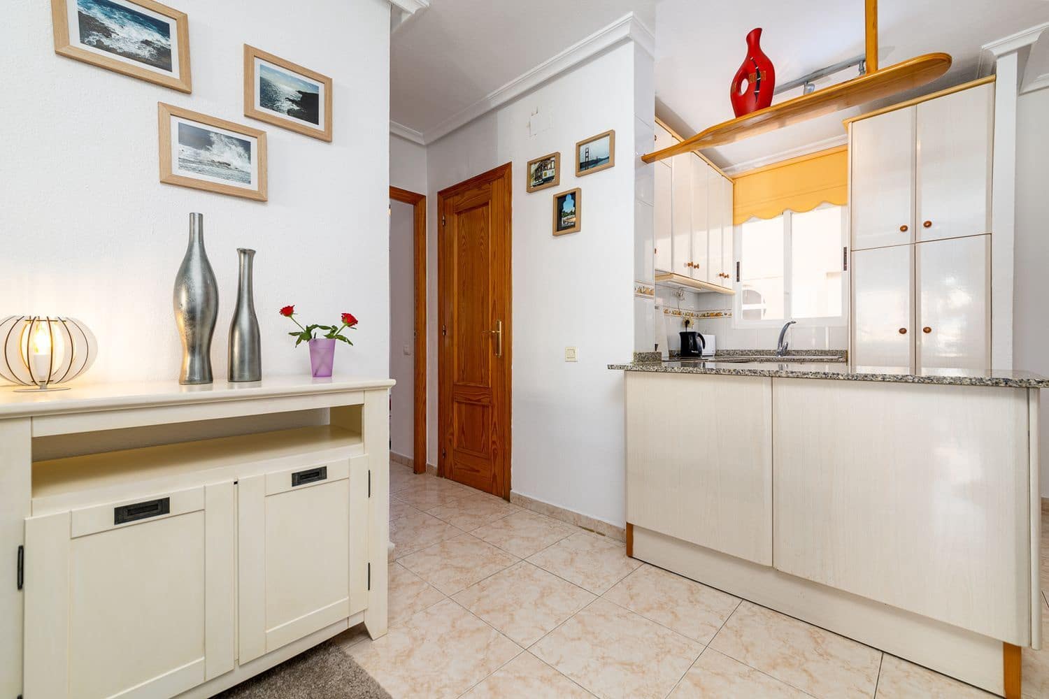 3 soveværelse Lejlighed til salg i Torrevieja med swimmingpool garage - € 135.000 (Ref: 10113560)