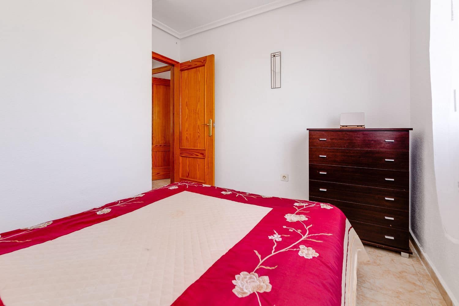 3 soveværelse Lejlighed til salg i Torrevieja med swimmingpool garage - € 135.000 (Ref: 10113560)