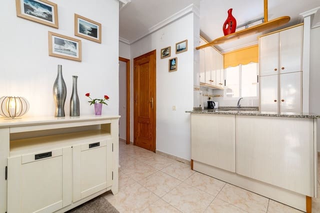 3 soveværelse Lejlighed til salg i El Chaparral, Torrevieja med swimmingpool garage - € 135.000 (Ref: 10113560)