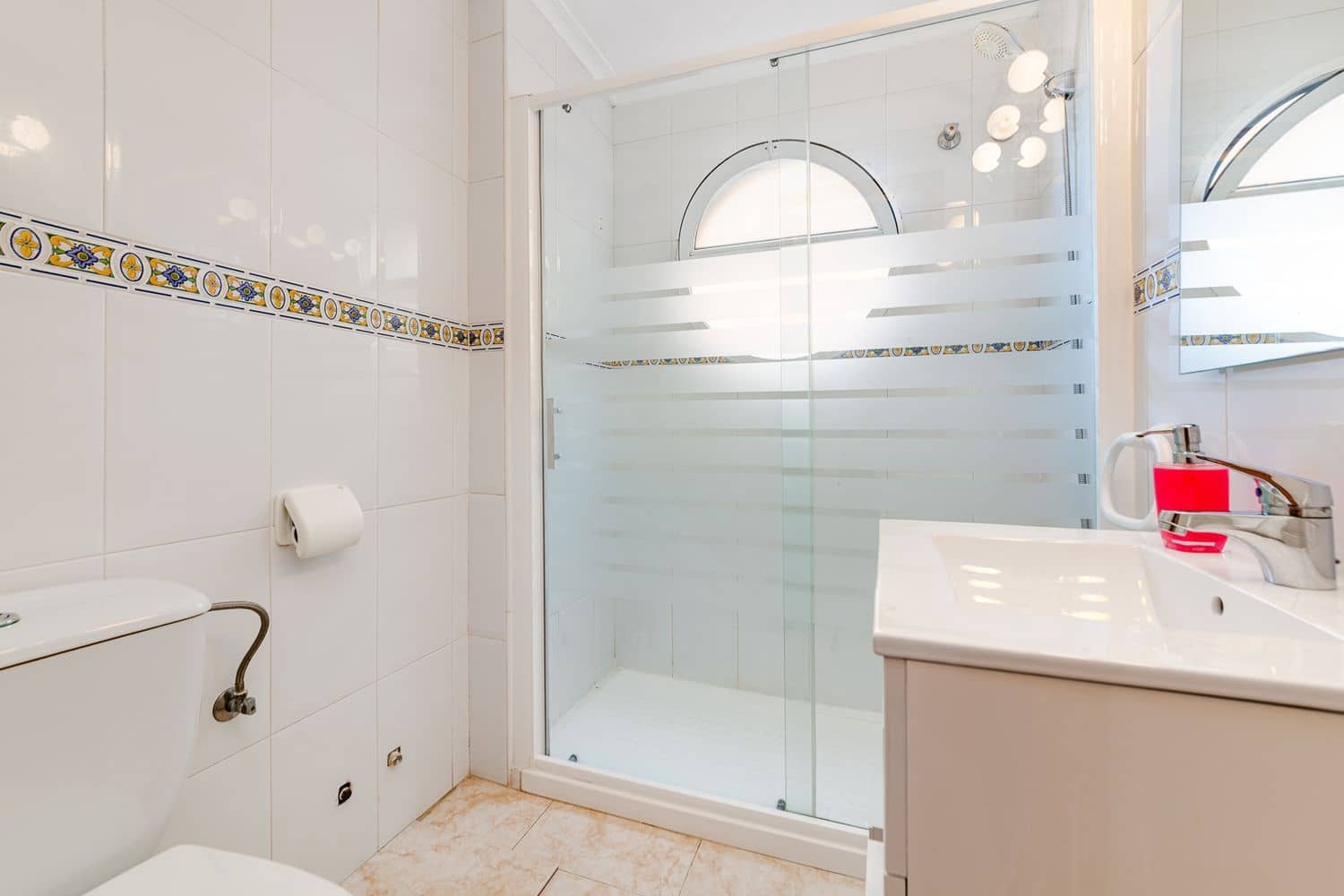 3 soveværelse Lejlighed til salg i Torrevieja med swimmingpool garage - € 135.000 (Ref: 10113560)