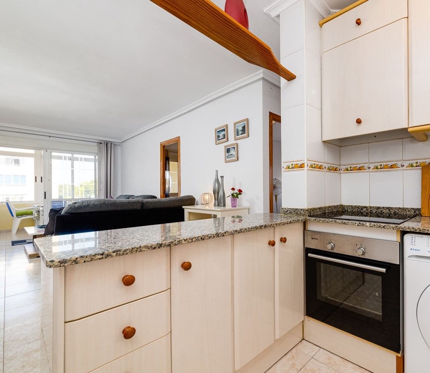 3 soveværelse Lejlighed til salg i Torrevieja med swimmingpool garage - € 135.000 (Ref: 10113560)