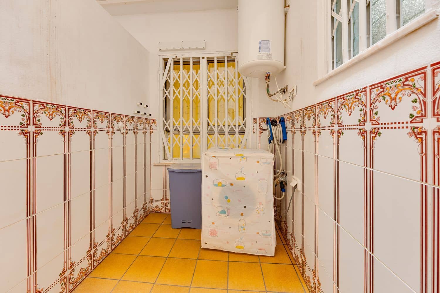 2 Zimmer Apartment zu verkaufen in Torrevieja mit Garage - 180.000 € (Ref: 10118560)