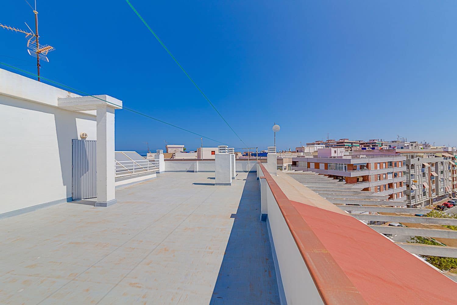 1 soverom Leilighet til salgs i Torrevieja med garasje - € 98 000 (Ref: 10121122)