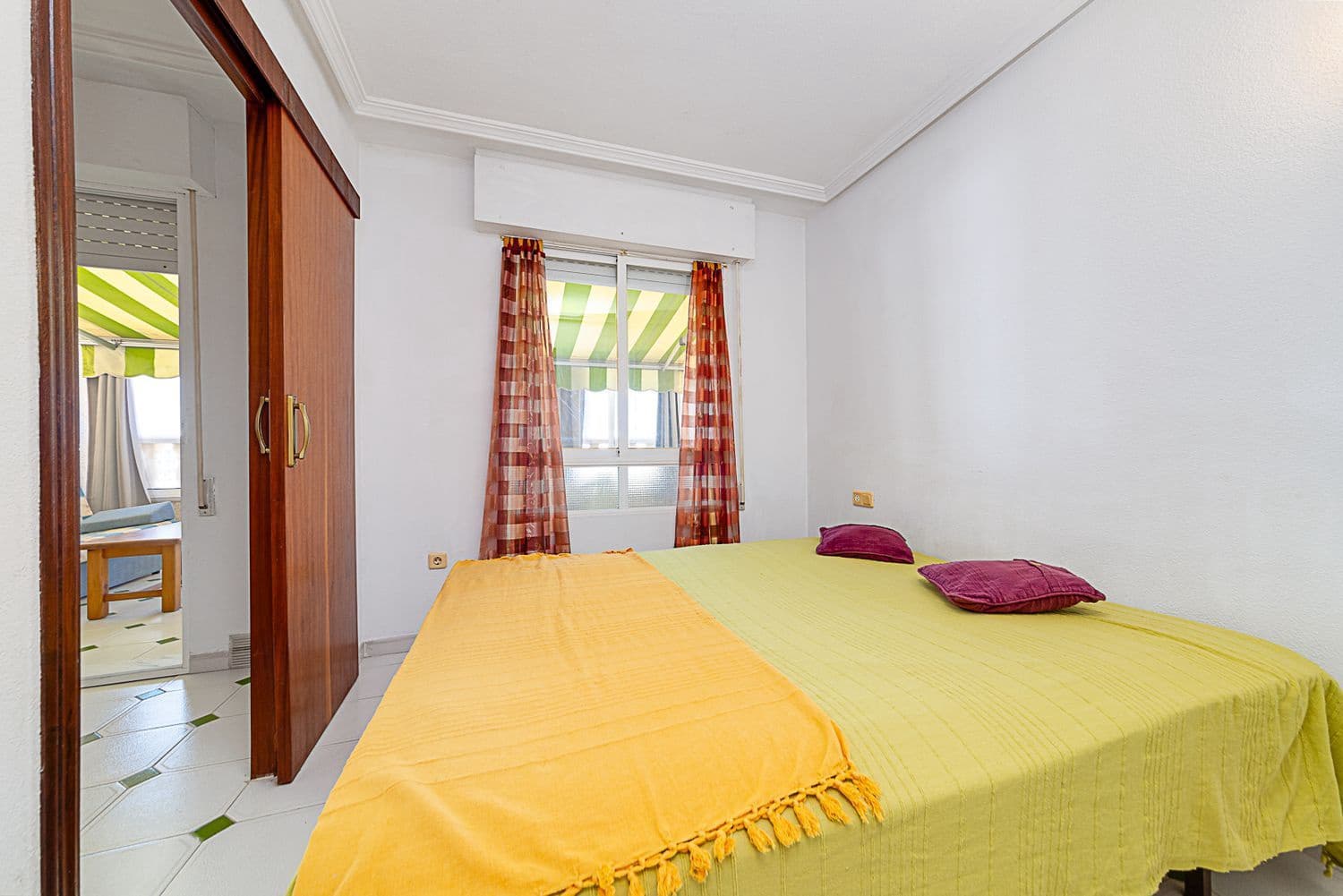 1 soverom Leilighet til salgs i Torrevieja med garasje - € 98 000 (Ref: 10121122)