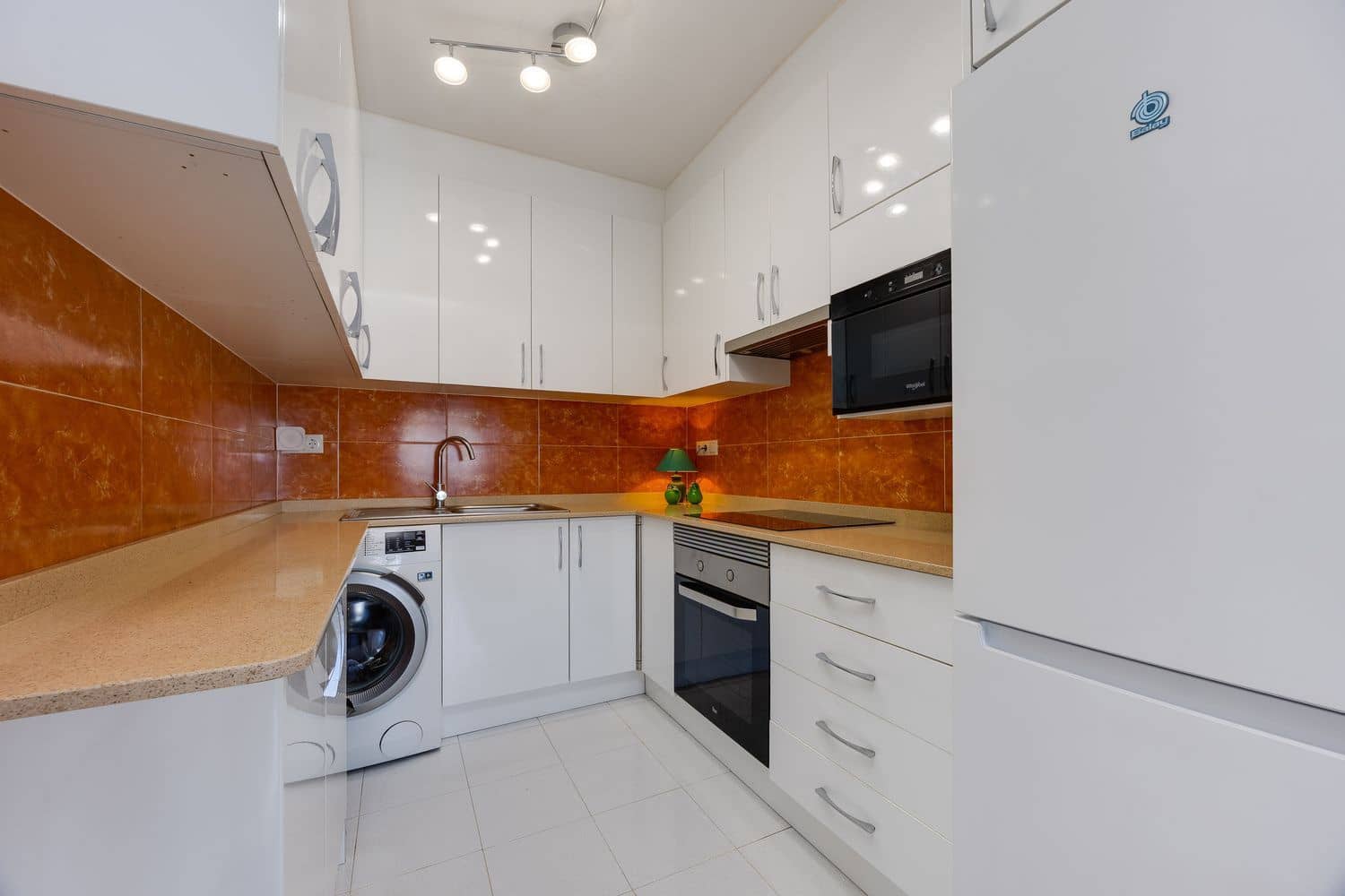 3 Zimmer Haus zu verkaufen in Torrevieja mit Pool Garage - 175.000 € (Ref: 10139099)