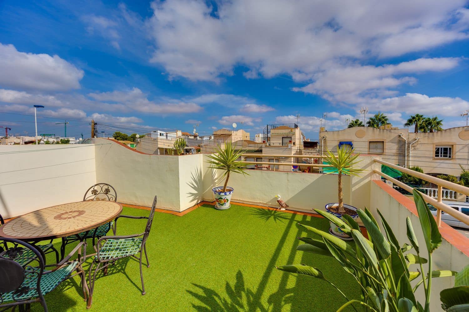 3 Zimmer Haus zu verkaufen in Torrevieja mit Pool Garage - 175.000 € (Ref: 10139099)