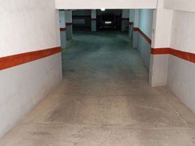 Garage til salg i Playa de los Locos, Torrevieja - € 10.500 (Ref: 10141521)