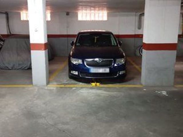 Garage til salg i Playa de los Locos, Torrevieja - € 10.500 (Ref: 10141521)