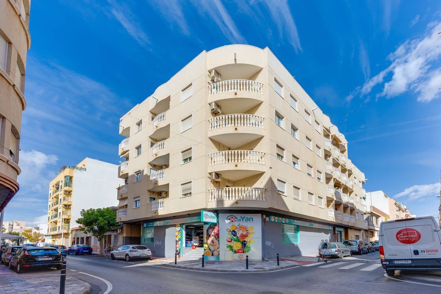 2 chambre Appartement à vendre à Torrevieja avec garage - 125 000 € (Ref: 10145674)