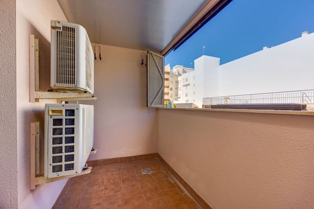 Apartamento de 3 habitaciones en Antonio Machado, Torrevieja en venta con piscina garaje - 185.000 € (Ref: 10157096)