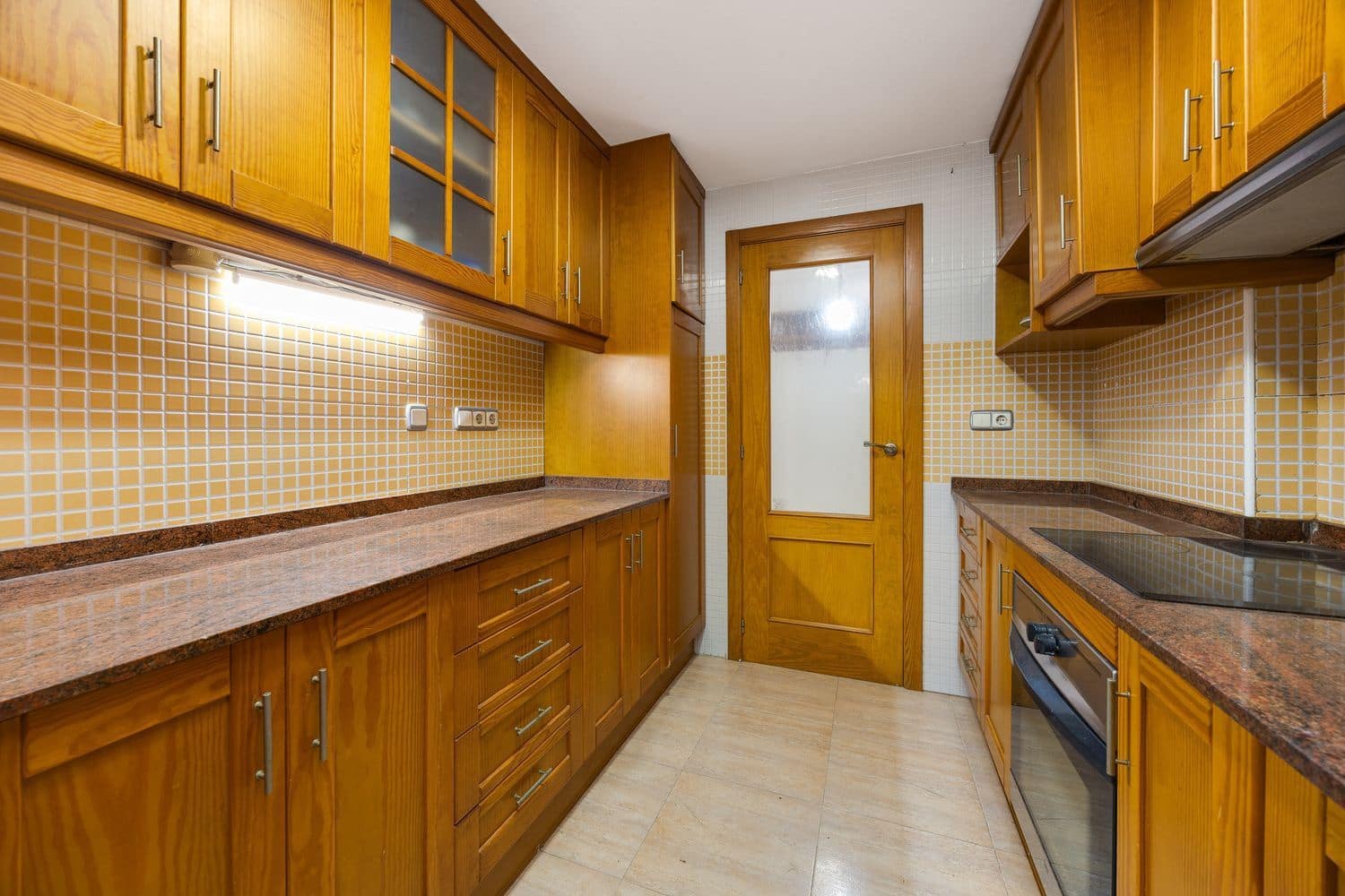 Apartamento de 3 habitaciones en Torrevieja en venta con piscina garaje - 185.000 € (Ref: 10157096)
