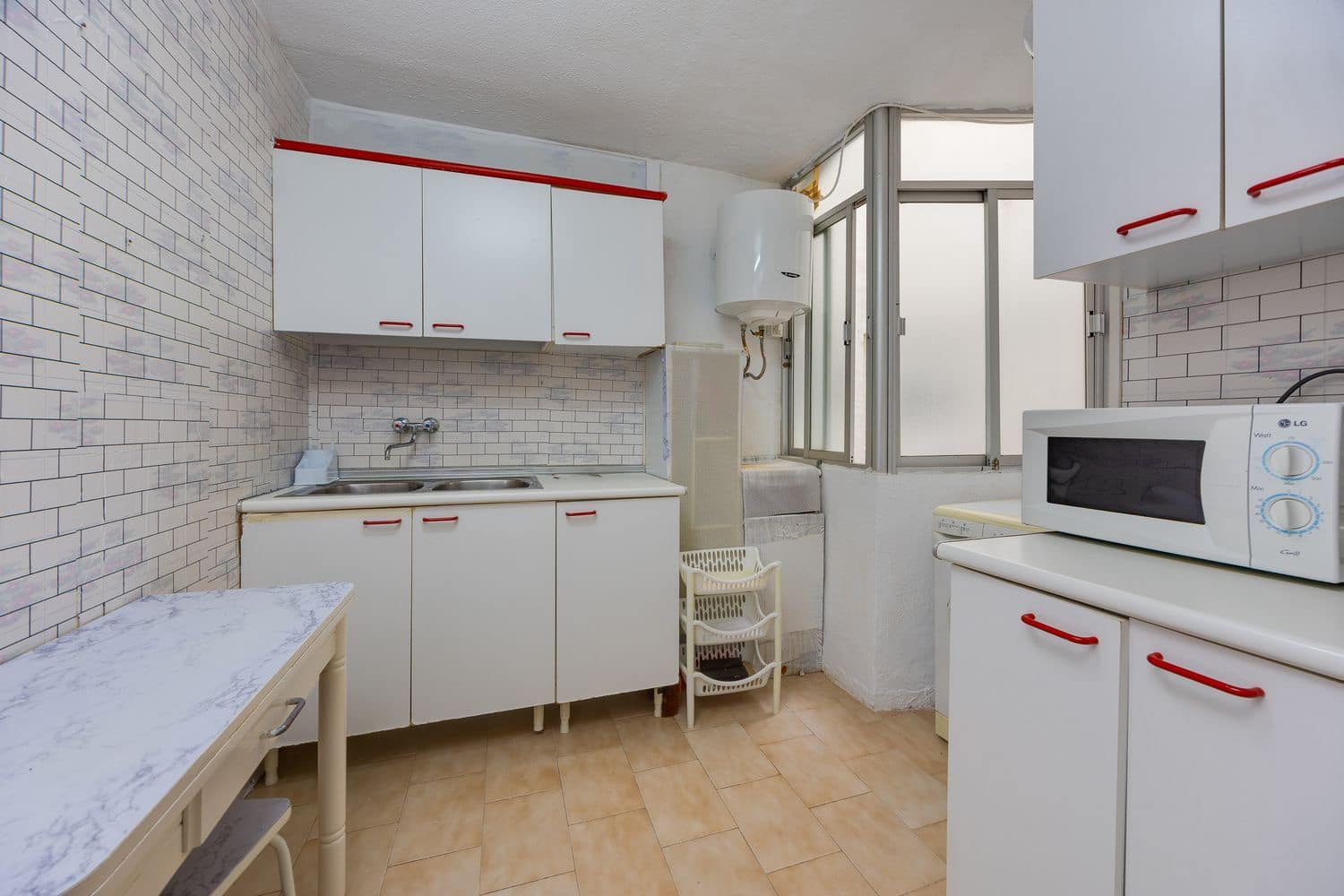 3 slaapkamer Appartement te koop in Torrevieja met garage - € 195.000 (Ref: 10162093)