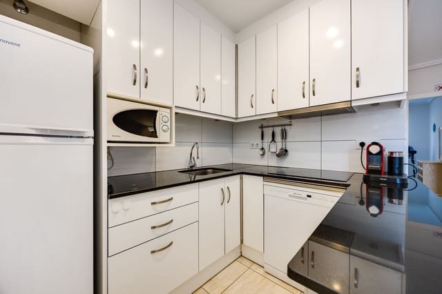 3 soveværelse Lejlighed til salg i Los Europeos, Torrevieja med garage - € 395.000 (Ref: 10168050)