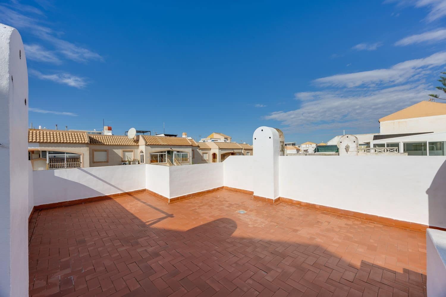 2 soveværelse Byhus til salg i Torrevieja med swimmingpool garage - € 149.000 (Ref: 10176142)