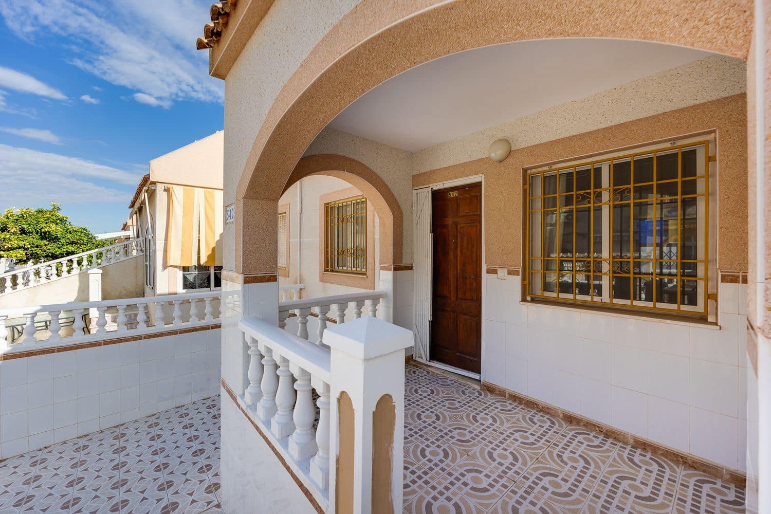 2 soveværelse Byhus til salg i Torrevieja med swimmingpool garage - € 149.000 (Ref: 10176142)