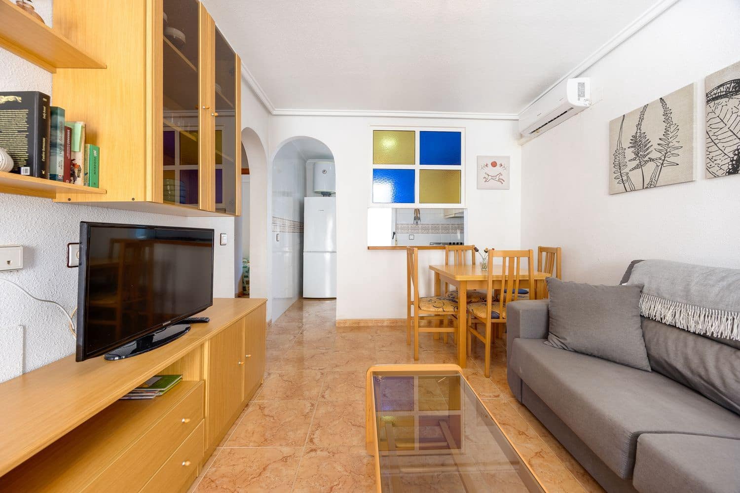 2 soveværelse Byhus til salg i Torrevieja med swimmingpool garage - € 149.000 (Ref: 10176142)