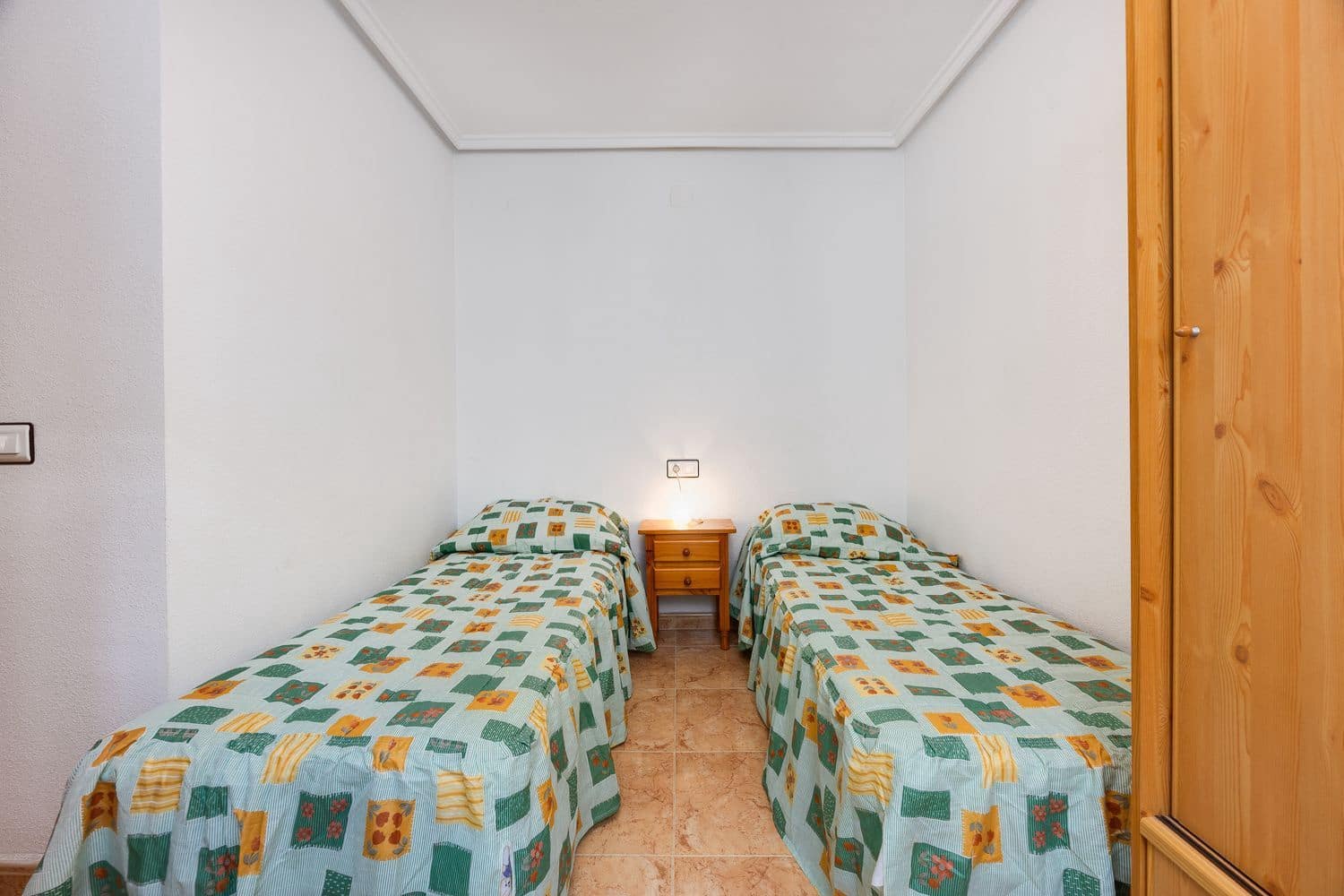 2 soveværelse Byhus til salg i Torrevieja med swimmingpool garage - € 149.000 (Ref: 10176142)