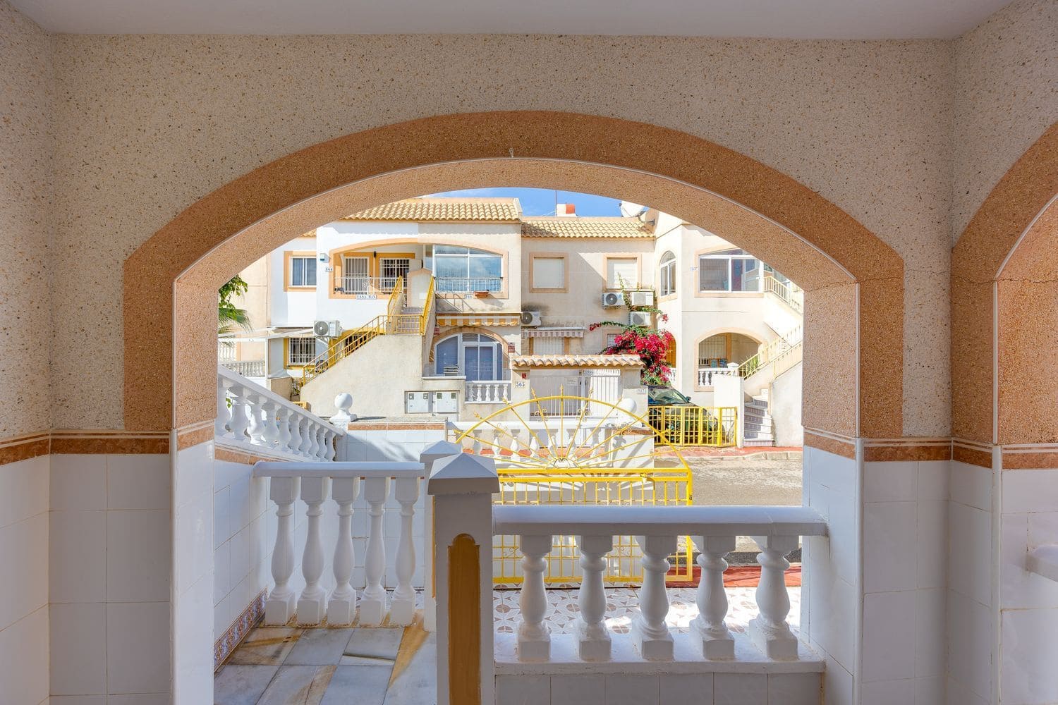 2 soveværelse Byhus til salg i Torrevieja med swimmingpool garage - € 149.000 (Ref: 10176142)