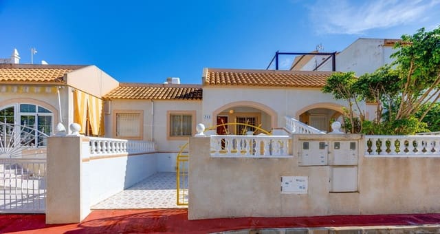 2 soveværelse Byhus til salg i El Chaparral - La Siesta - La Torreta, Torrevieja med swimmingpool garage - € 149.000 (Ref: 10176142)