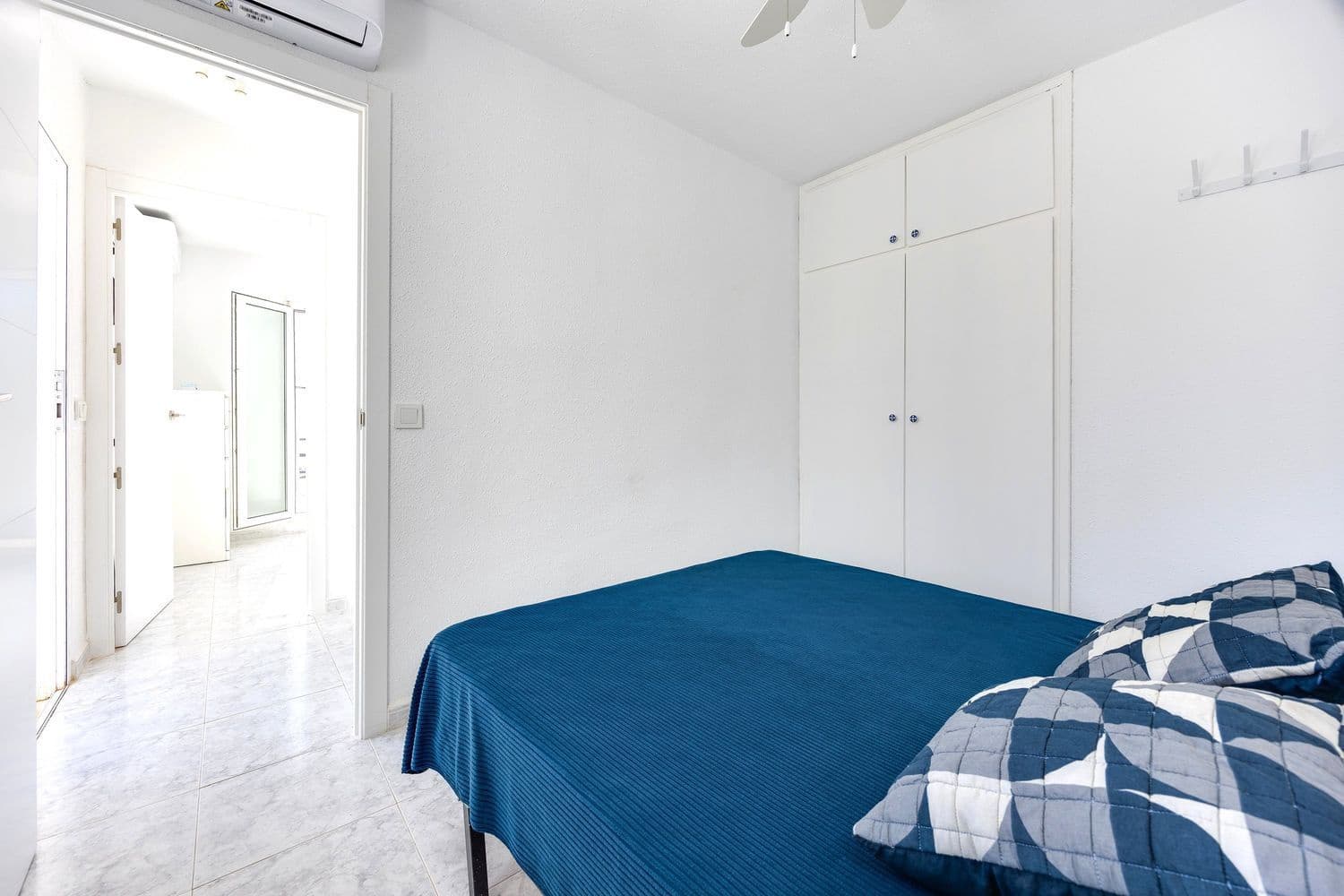 4 soveværelse Byhus til salg i Torrevieja med swimmingpool garage - € 179.000 (Ref: 10186389)