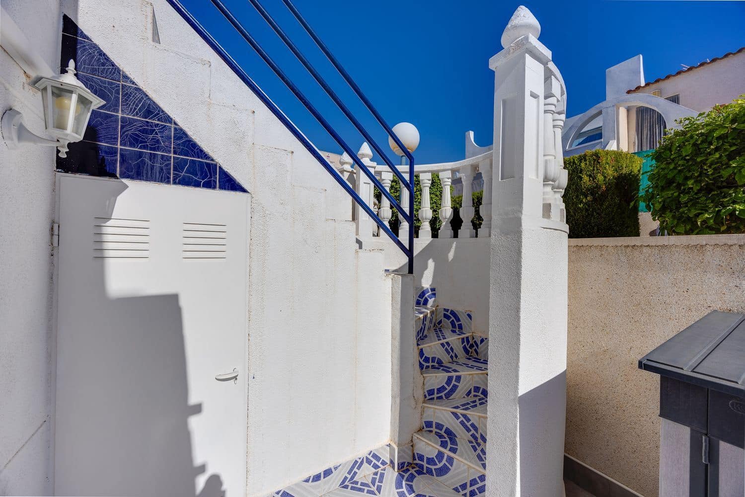 4 soveværelse Byhus til salg i Torrevieja med swimmingpool garage - € 179.000 (Ref: 10186389)