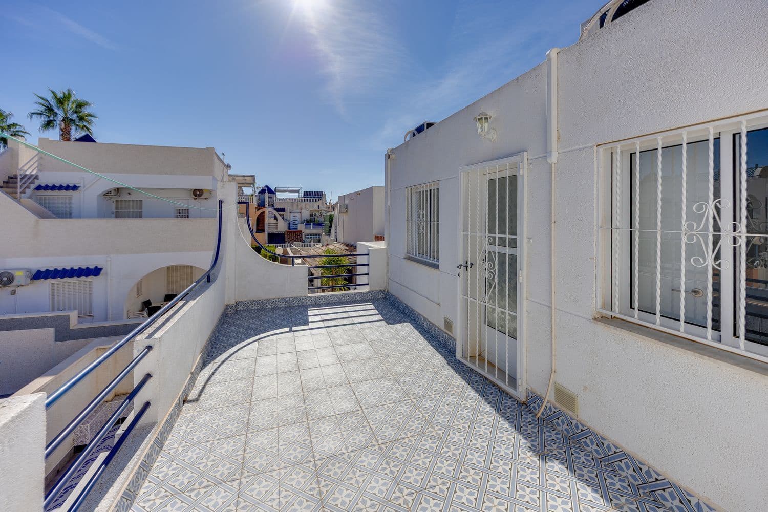 4 soveværelse Byhus til salg i Torrevieja med swimmingpool garage - € 179.000 (Ref: 10186389)