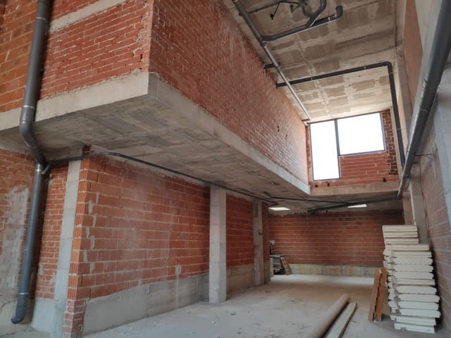Commercial for sale in El Campello - € 265,000 (Ref: 5254954)