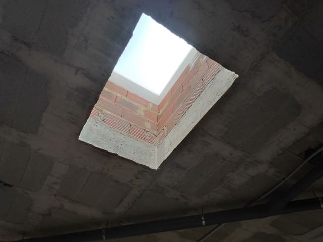 Commercial for sale in El Campello - € 265,000 (Ref: 5254954)