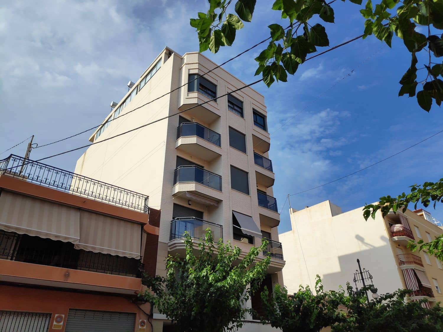 Kommersiell til salgs i El Campello - € 265 000 (Ref: 5254954)