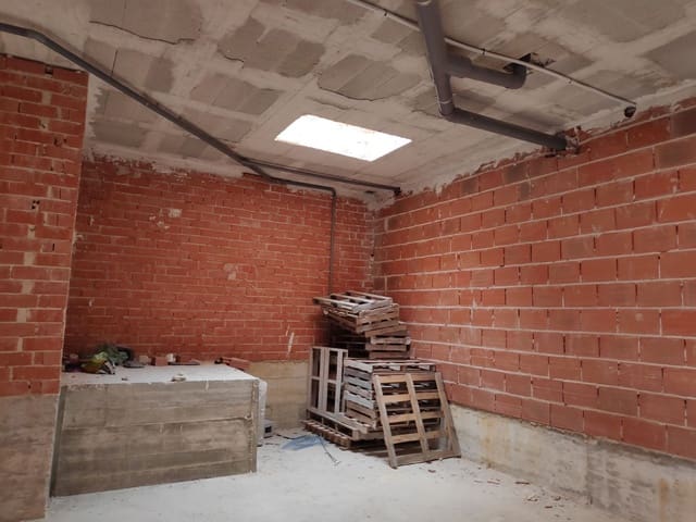 Commercial for sale in El Campello - € 265,000 (Ref: 5254954)