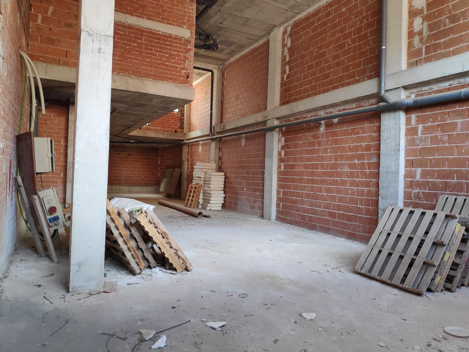 Kommersiell til salgs i El Campello - € 265 000 (Ref: 5254954)