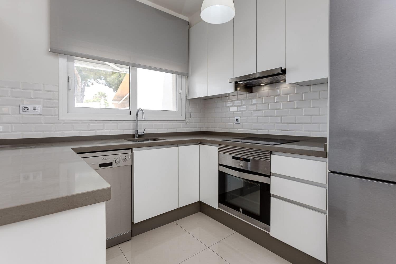 2 chambre Maison de Ville à vendre à Torrevieja avec piscine garage - 330 000 € (Ref: 5418188)