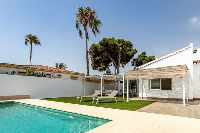 2 quarto Casa em Banda para venda em El Chaparral - La Siesta - La Torreta, Torrevieja com piscina garagem - 330 000 € (Ref: 5418188)