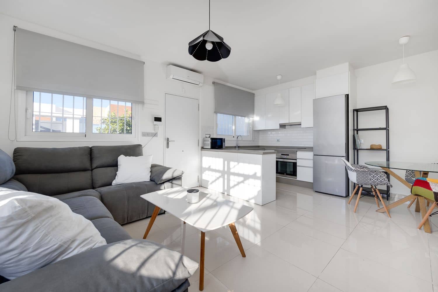 2 chambre Maison de Ville à vendre à Torrevieja avec piscine garage - 330 000 € (Ref: 5418188)