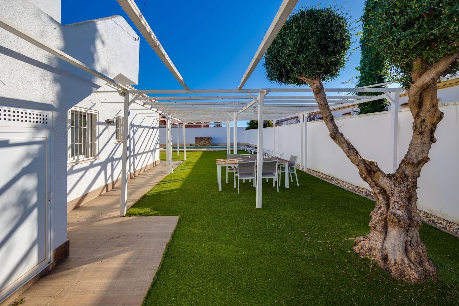 2 chambre Maison de Ville à vendre à Torrevieja avec piscine garage - 330 000 € (Ref: 5418188)