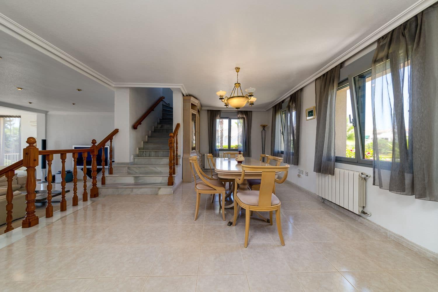 3 chambre Villa/Maison à vendre à Ciudad Quesada avec piscine garage - 840 000 € (Ref: 6942423)