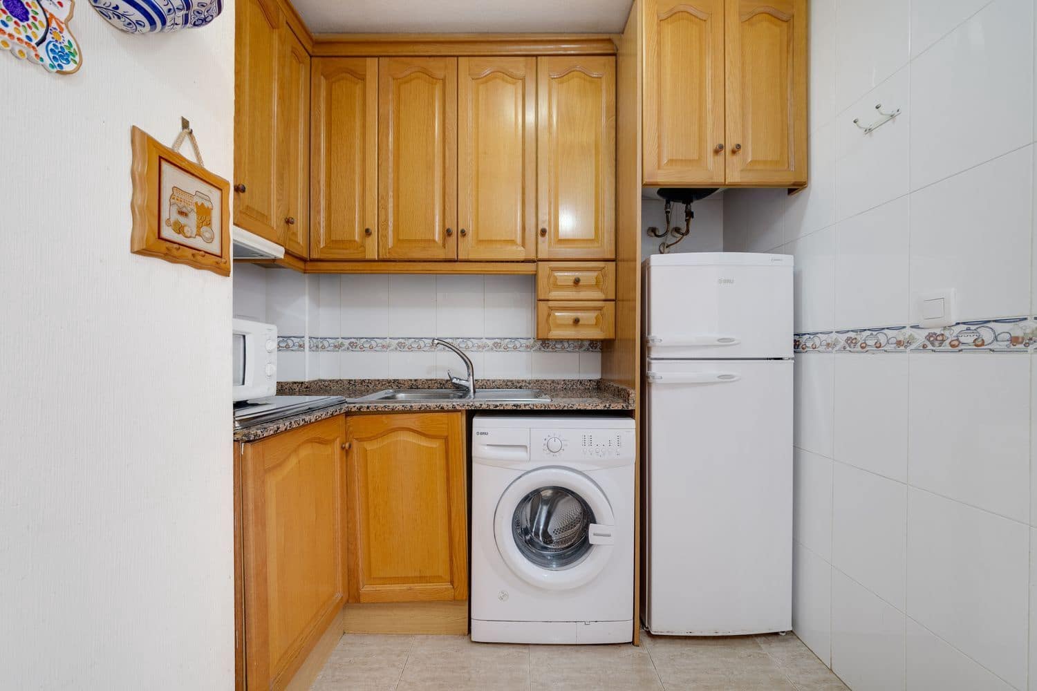 3 soverom Leilighet til salgs i Torrevieja med garasje - € 138 000 (Ref: 8402853)